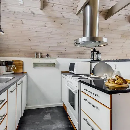 Holiday home Leve - 200m From The Sea In Se Jutland By Interhome *
